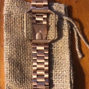 Rose gold Fitbit Blaze band